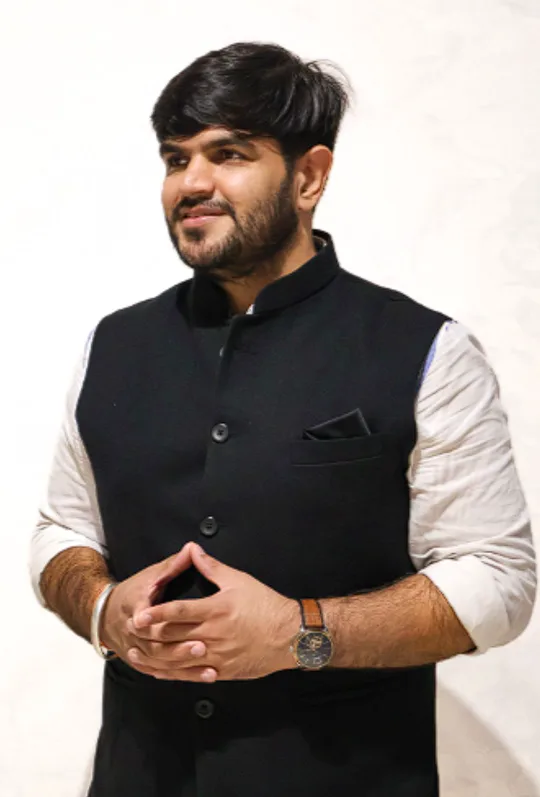 Mr. Nikhar Dhingra